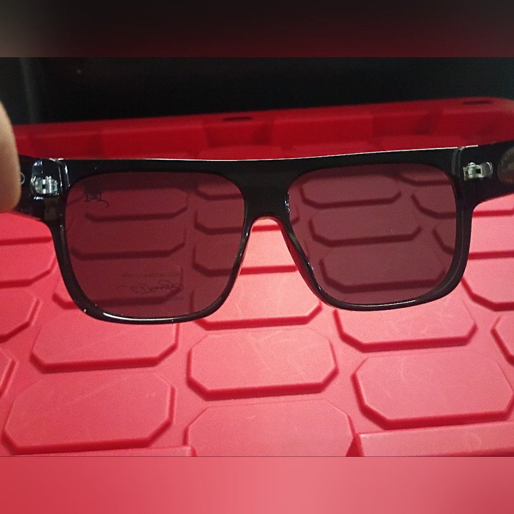 NWOT Ed Hardy Sunglasses - Picture 3 of 5